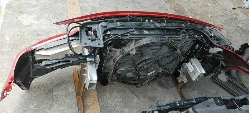 BMW F30 3 series nose cut
