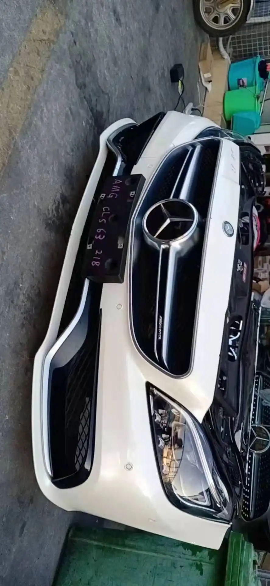 Mercedes Benz W218 CLS63 nose cut