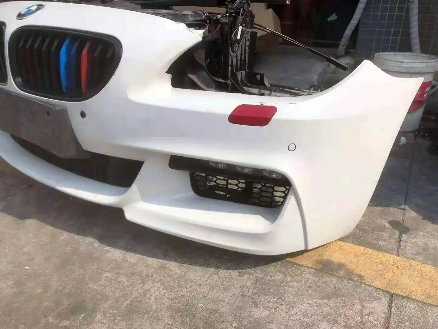 BMW F06 nose cut