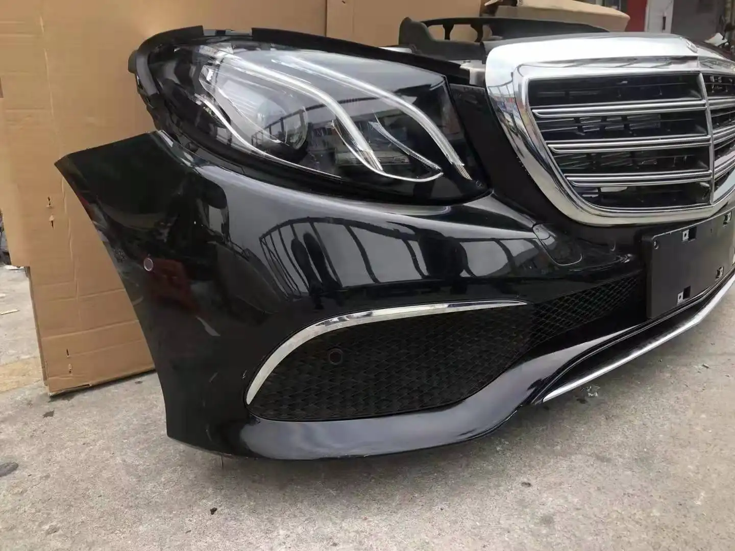 Mercedes Benz W213 nose cut