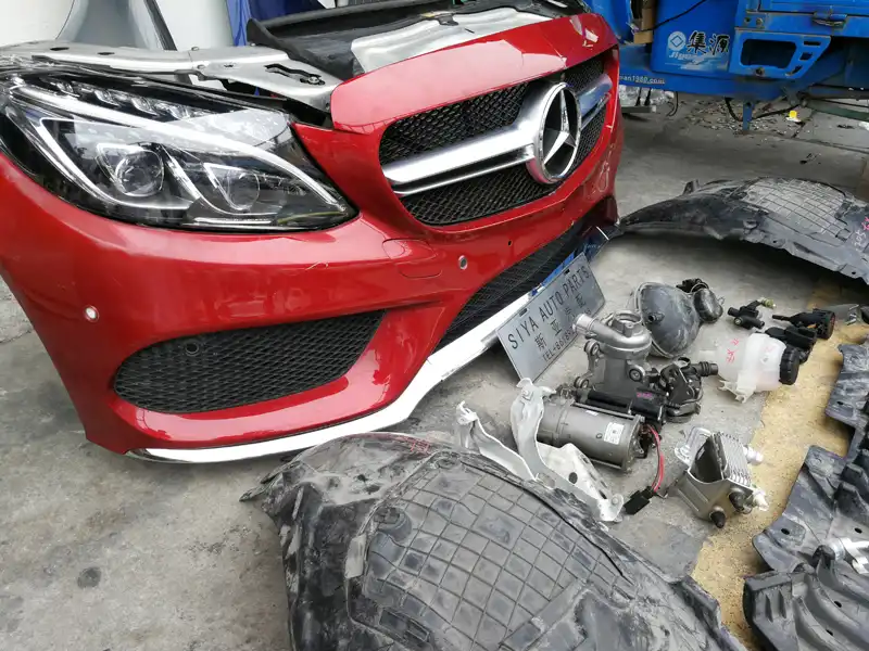 Mercedes Benz w205 nose cut