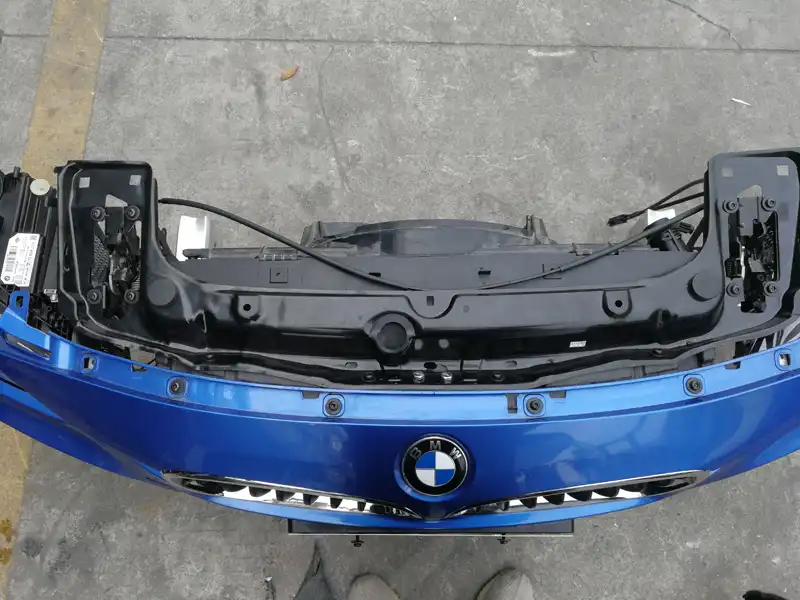 BMW F30 330E nose cut