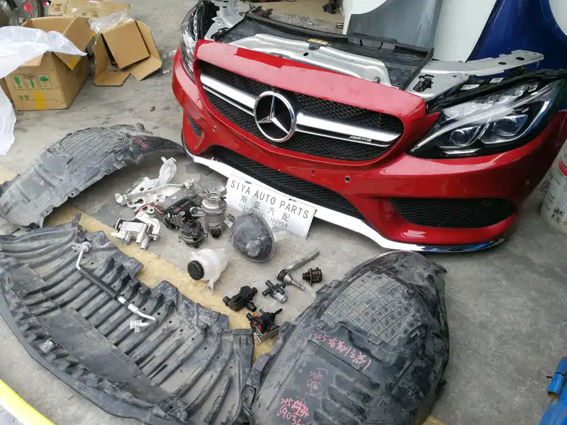 Mercedes Benz w205 nose cut