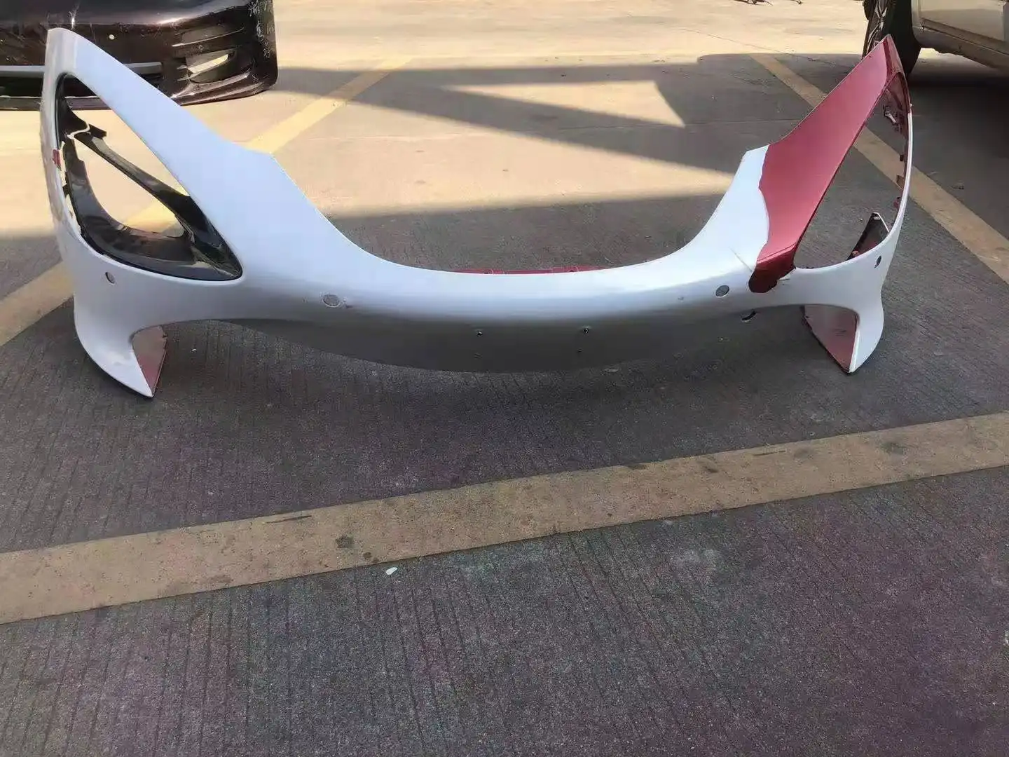 McLaren 720S bumper