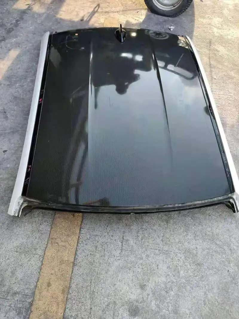 BMW M sport carbon fiber roof
