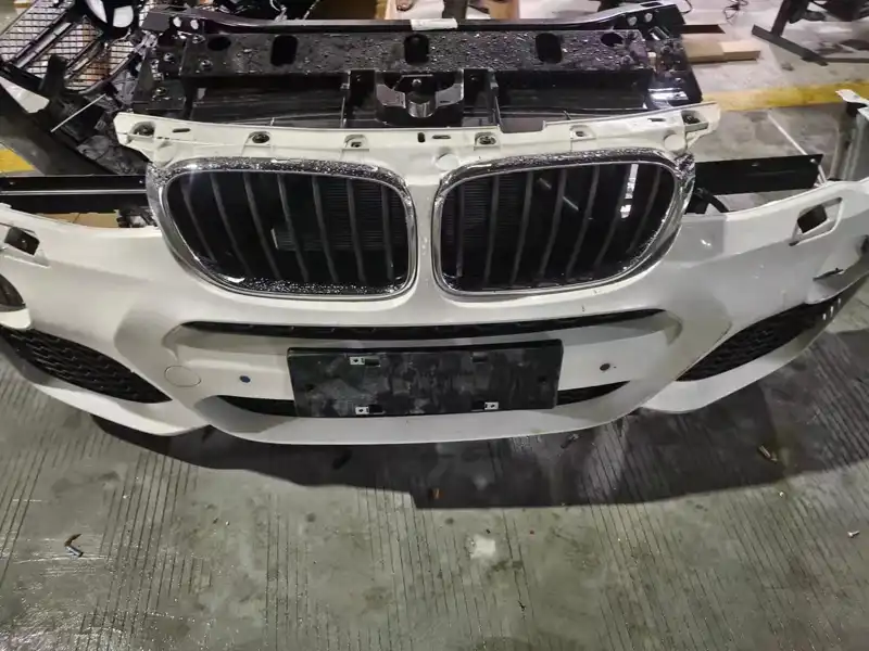 BMW F26 X4 nose cut
