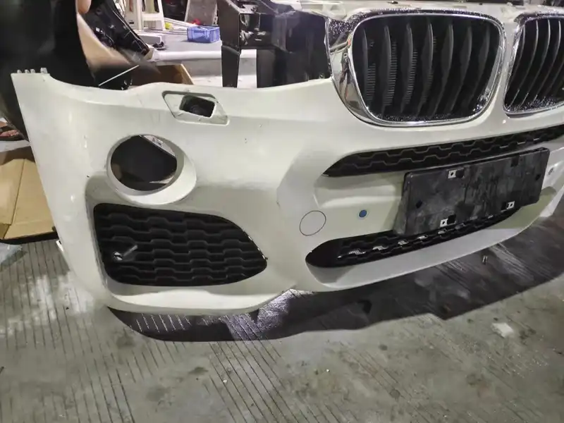 BMW F26 X4 nose cut