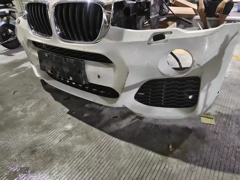 BMW F26 X4 nose cut