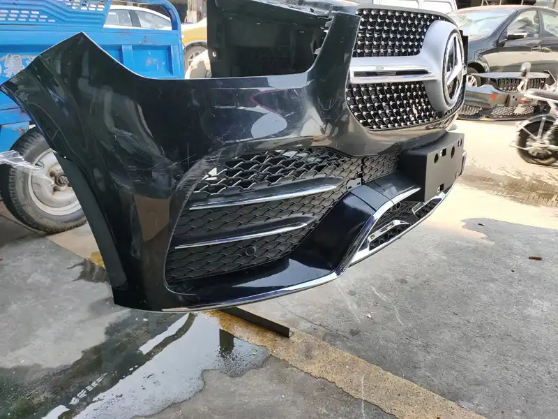 Mercedes Benz W167 nose cut