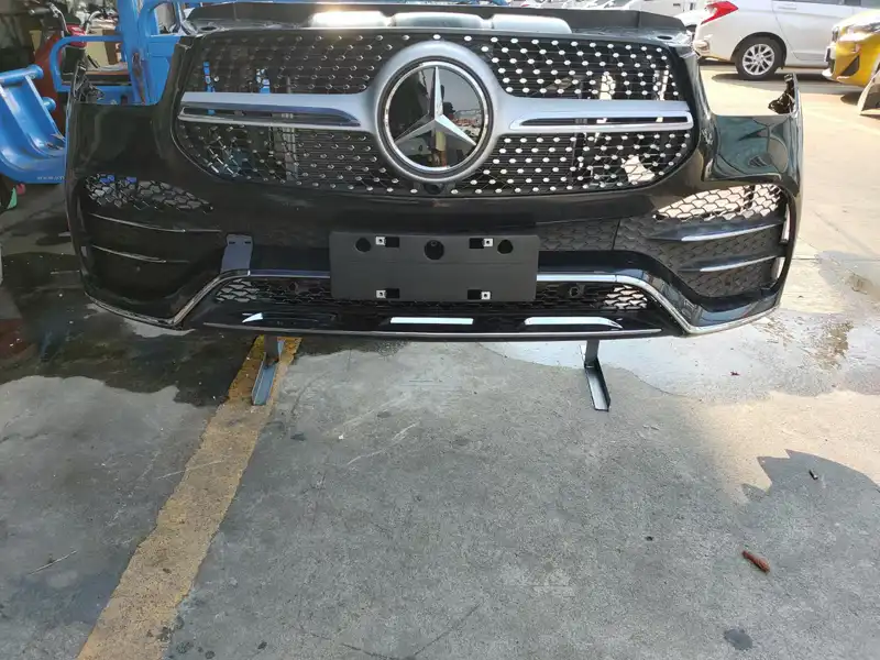 Mercedes Benz W167 nose cut