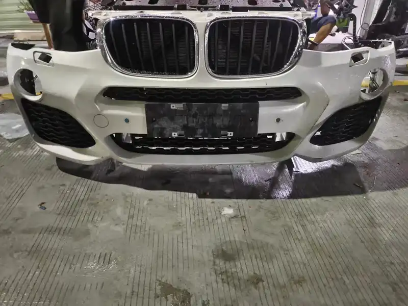 BMW F26 X4 nose cut