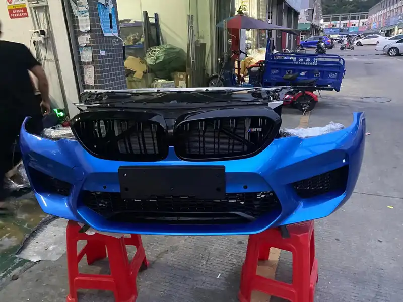 BMW F90 M5 nose cut