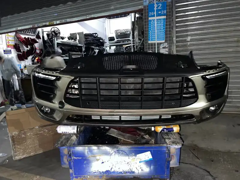 Porsche macan nose cut