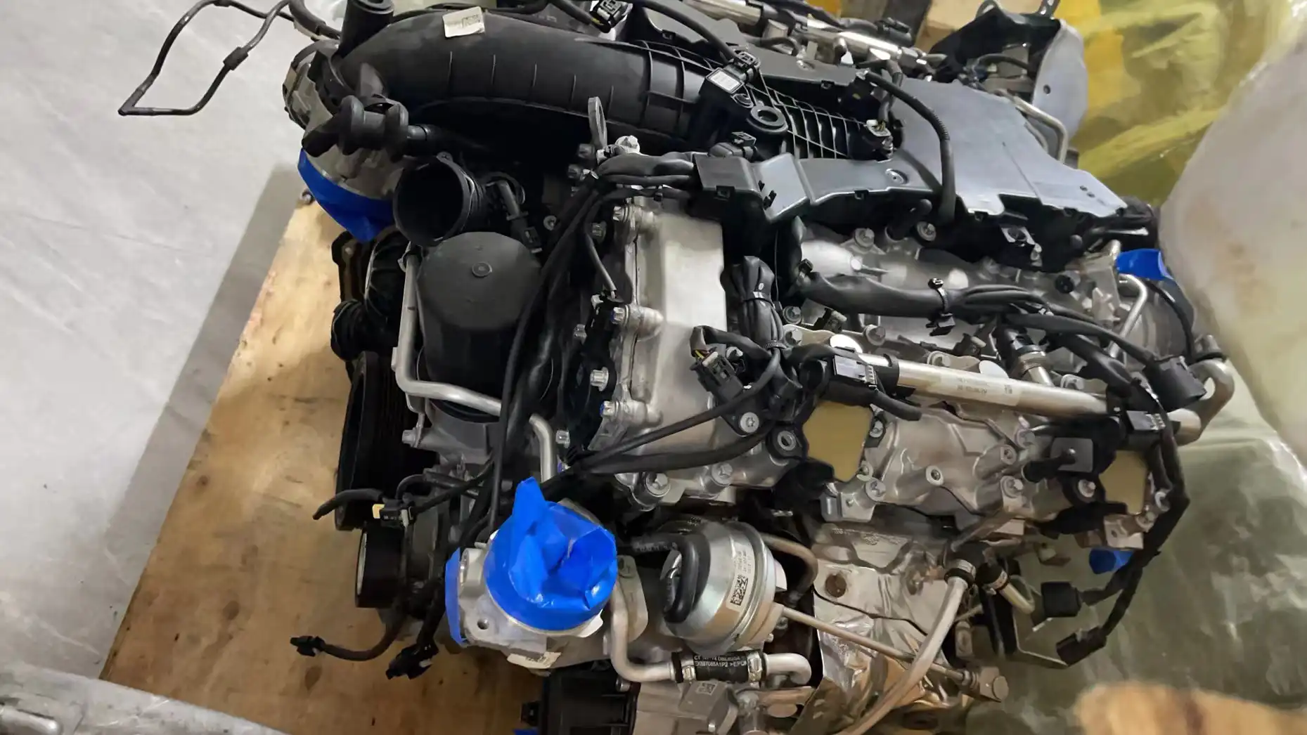 276824 HYBRID engine