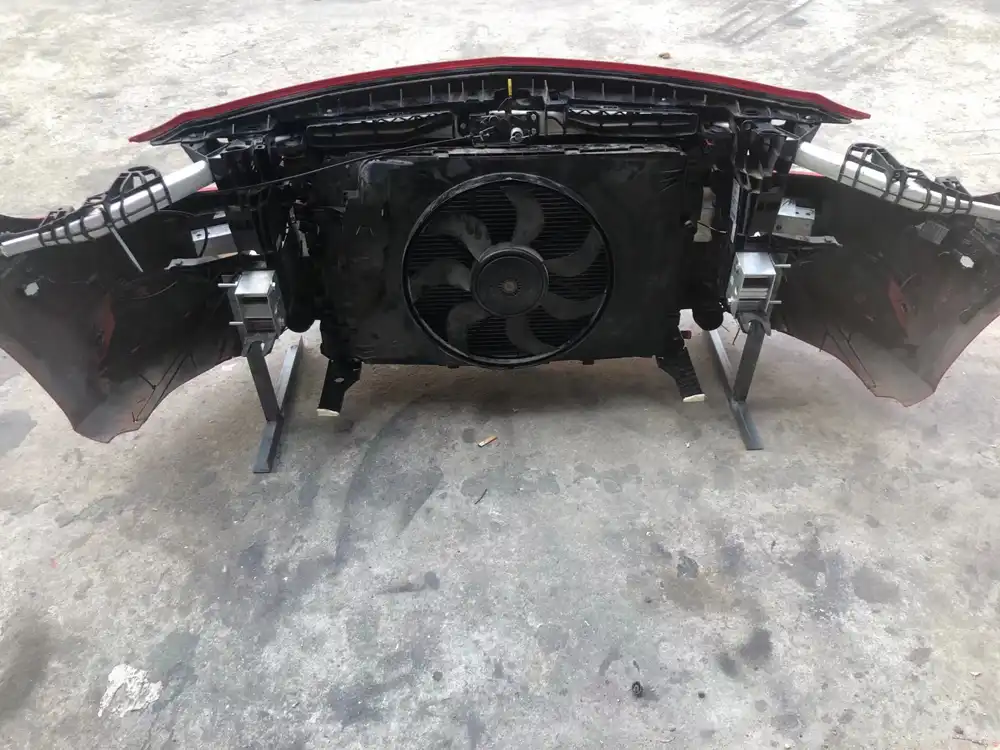 Mercedes Benz W176 nose cut