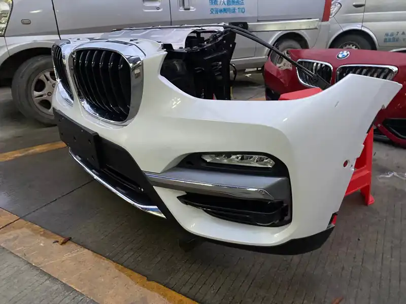BMW G08 new model nose cut