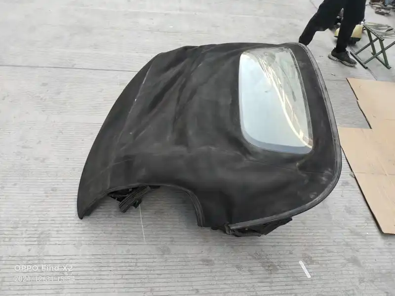 Porsche 718 convertible roof