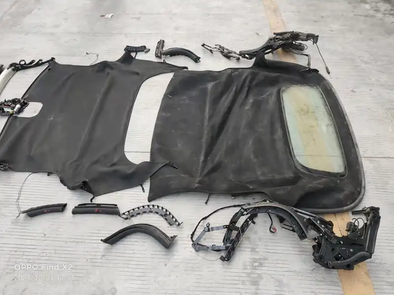 Porsche 718 convertible roof