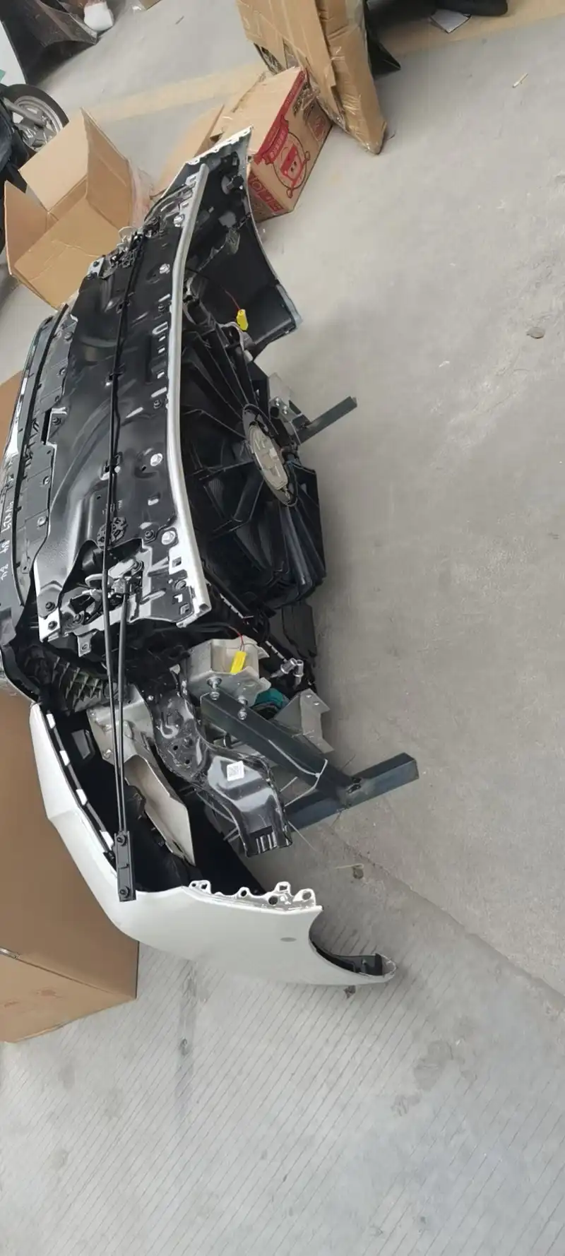 BMW G38 nose cut