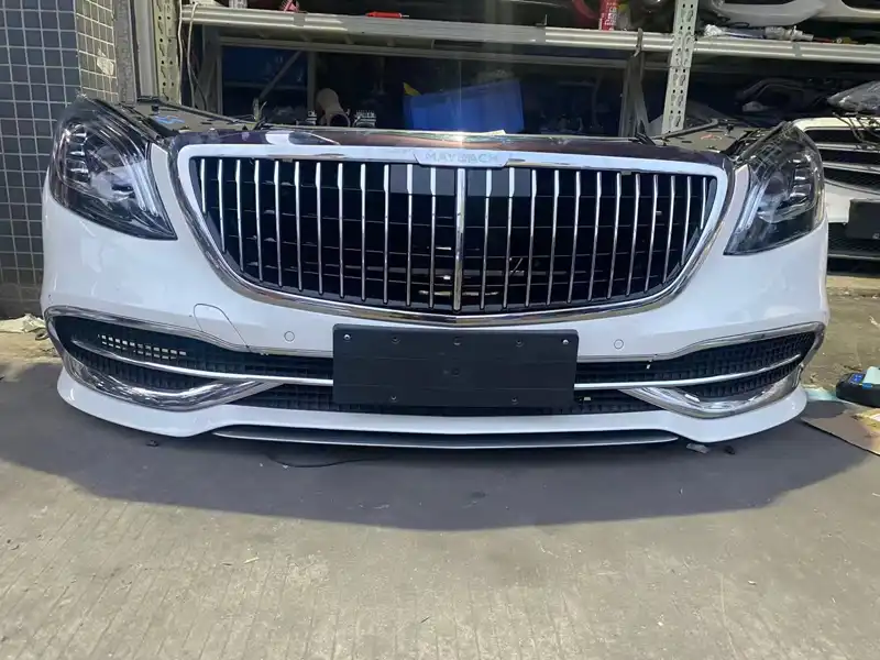 MERCEDES Benz S Class S560 nose cut
