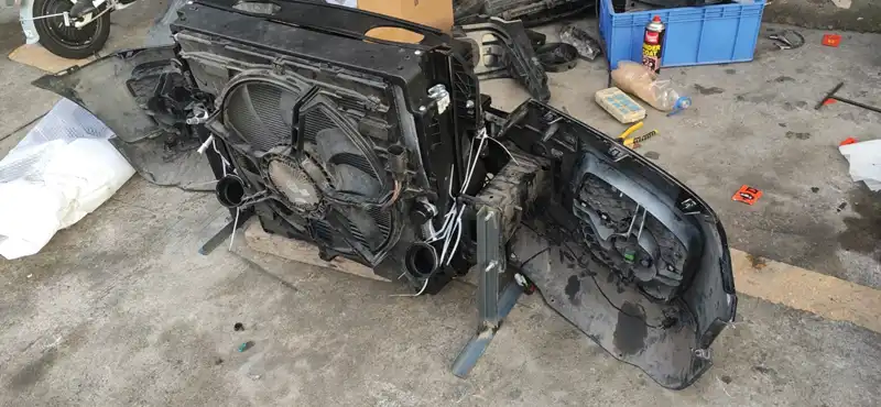 BMW E71 nose cut