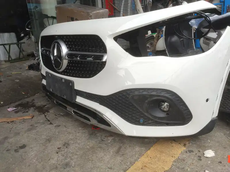 MERCEDES Benz W247 GLA USA type nose cut