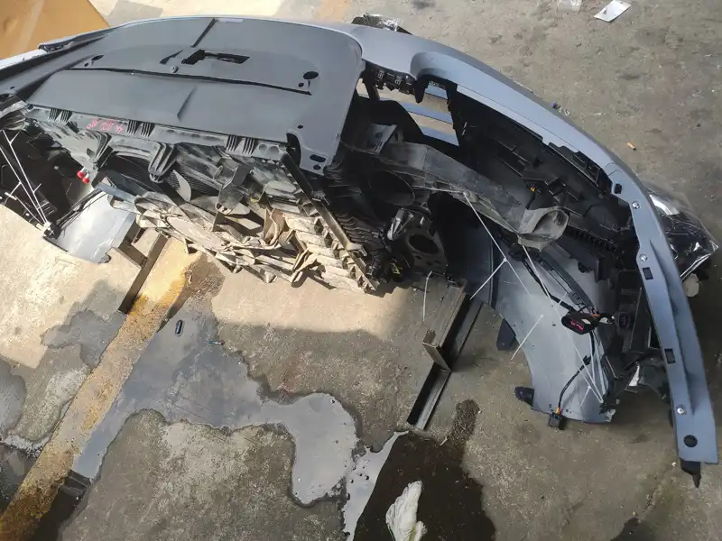 Porsche Cayenne nose cut
