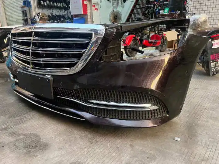 MERCEDES Benz w222 S class soprt nose cut