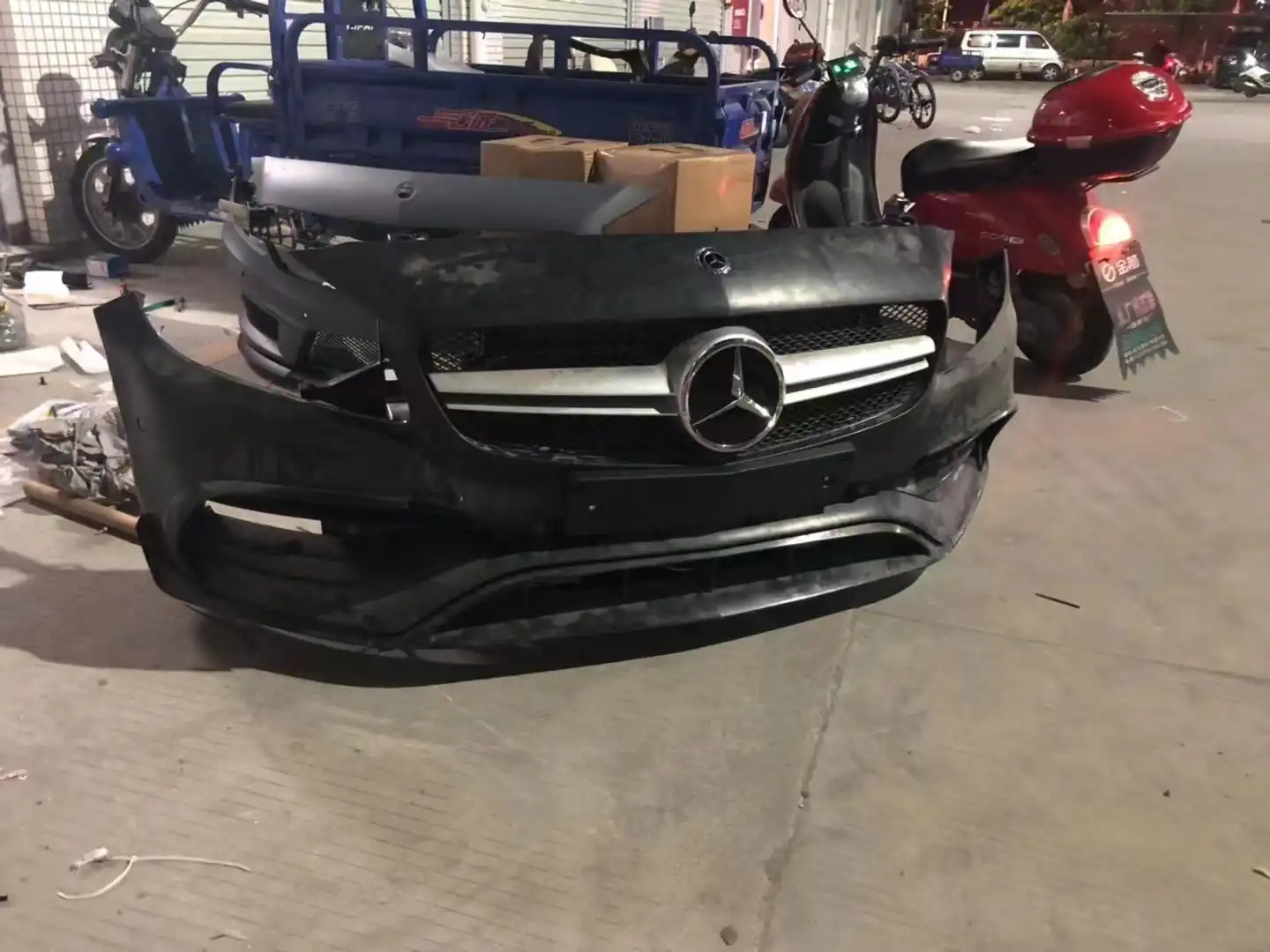 MERCEDES Benz W176 A45 AMG nose cut