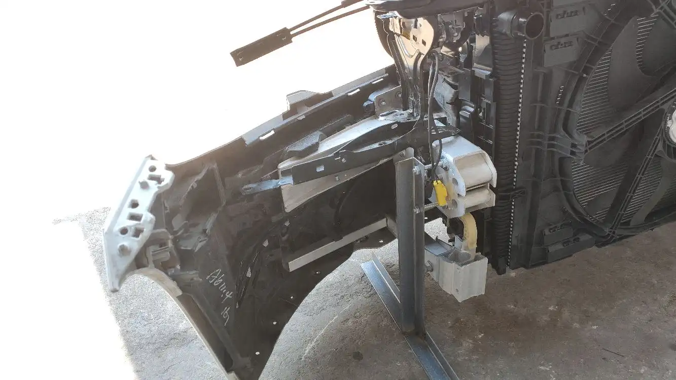 BMW g20 G28 nose cut