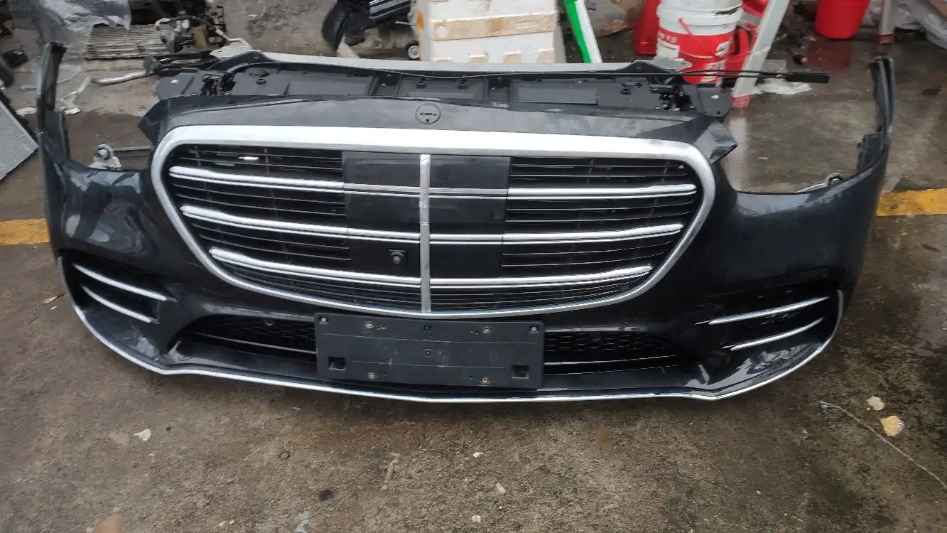 MERCEDES Benz w223 nose cut