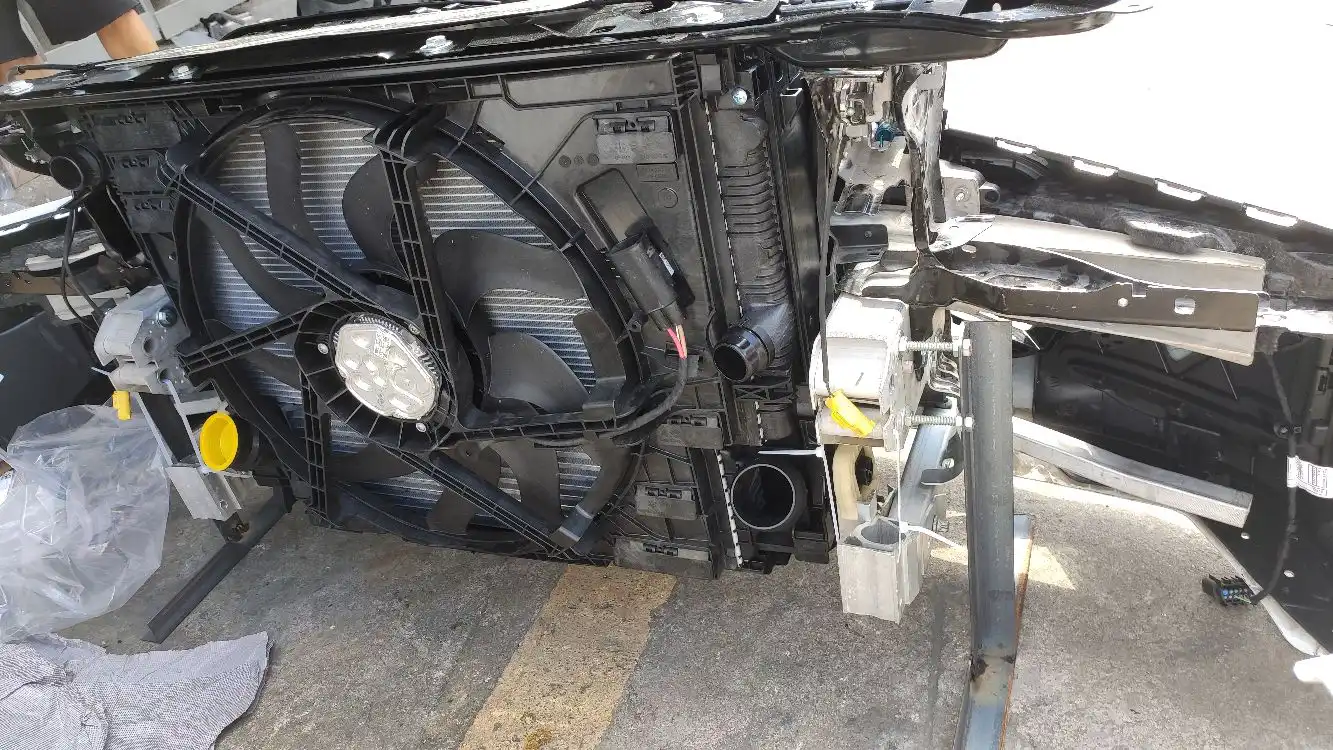 BMW G28 g20 nose cut