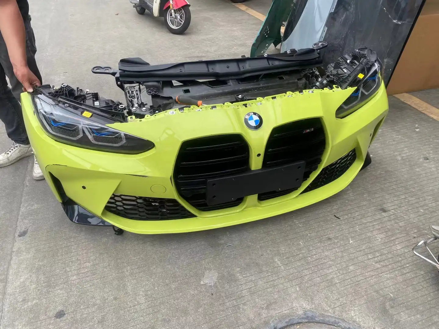 BMW G80 G82 M3 M4 nose cut