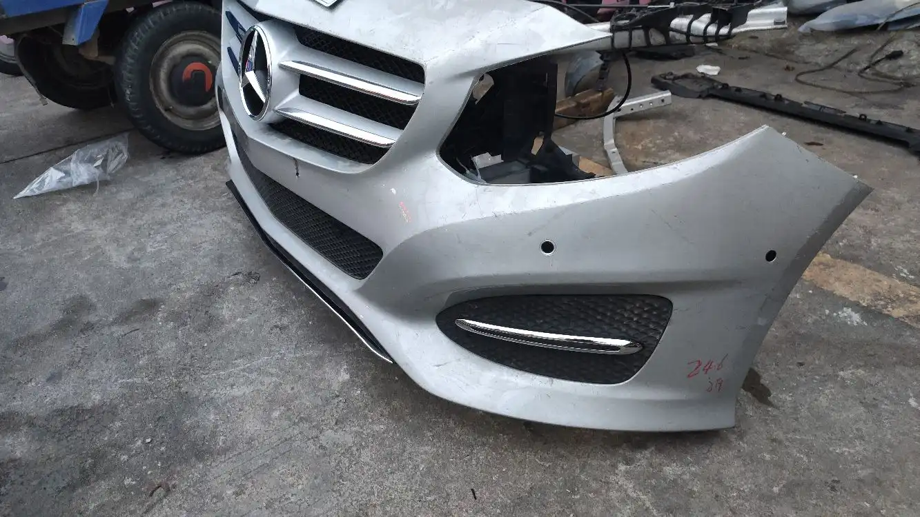 Mercedes benz W246 nose cut