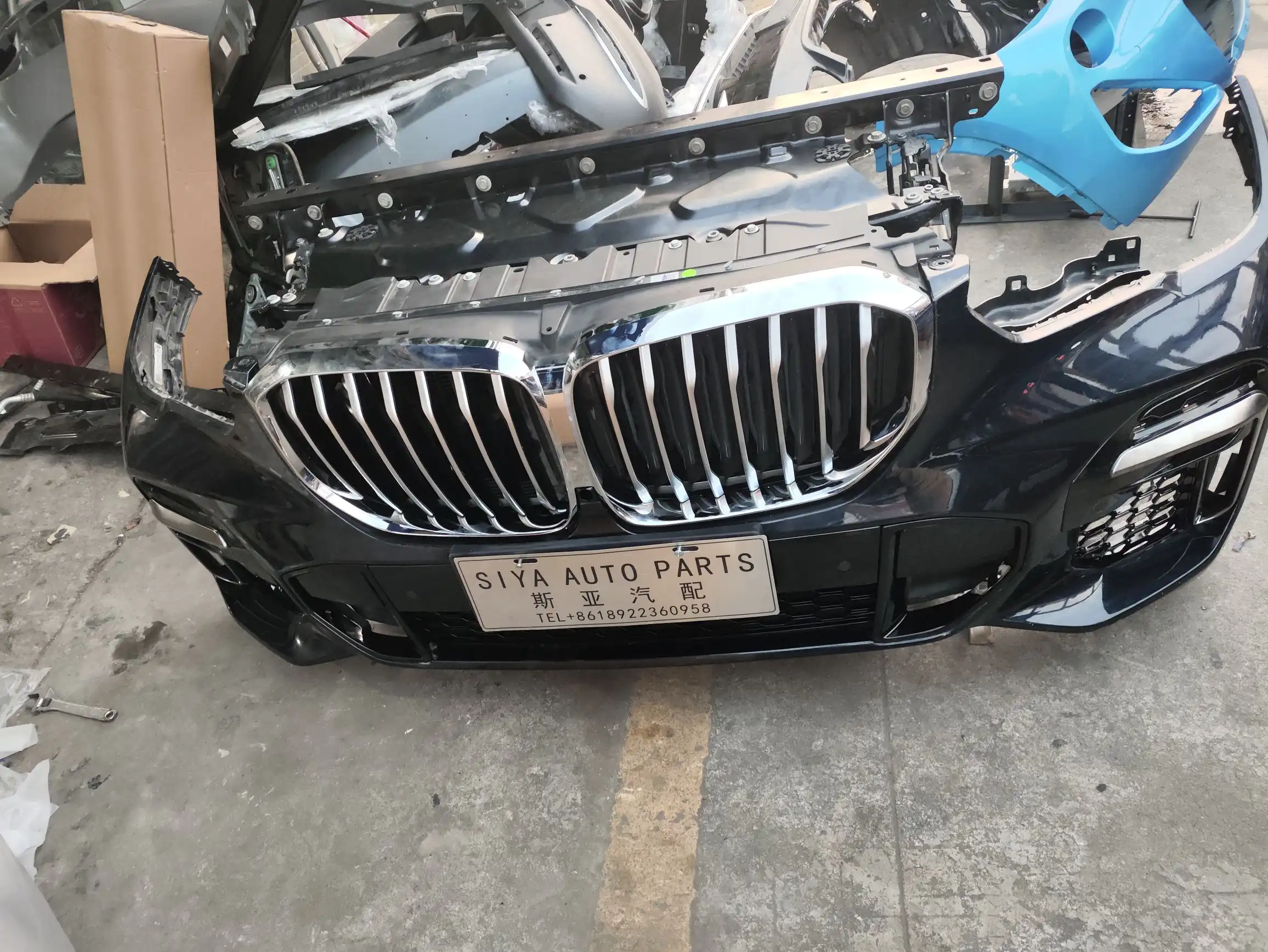 BMW G18 nose cut