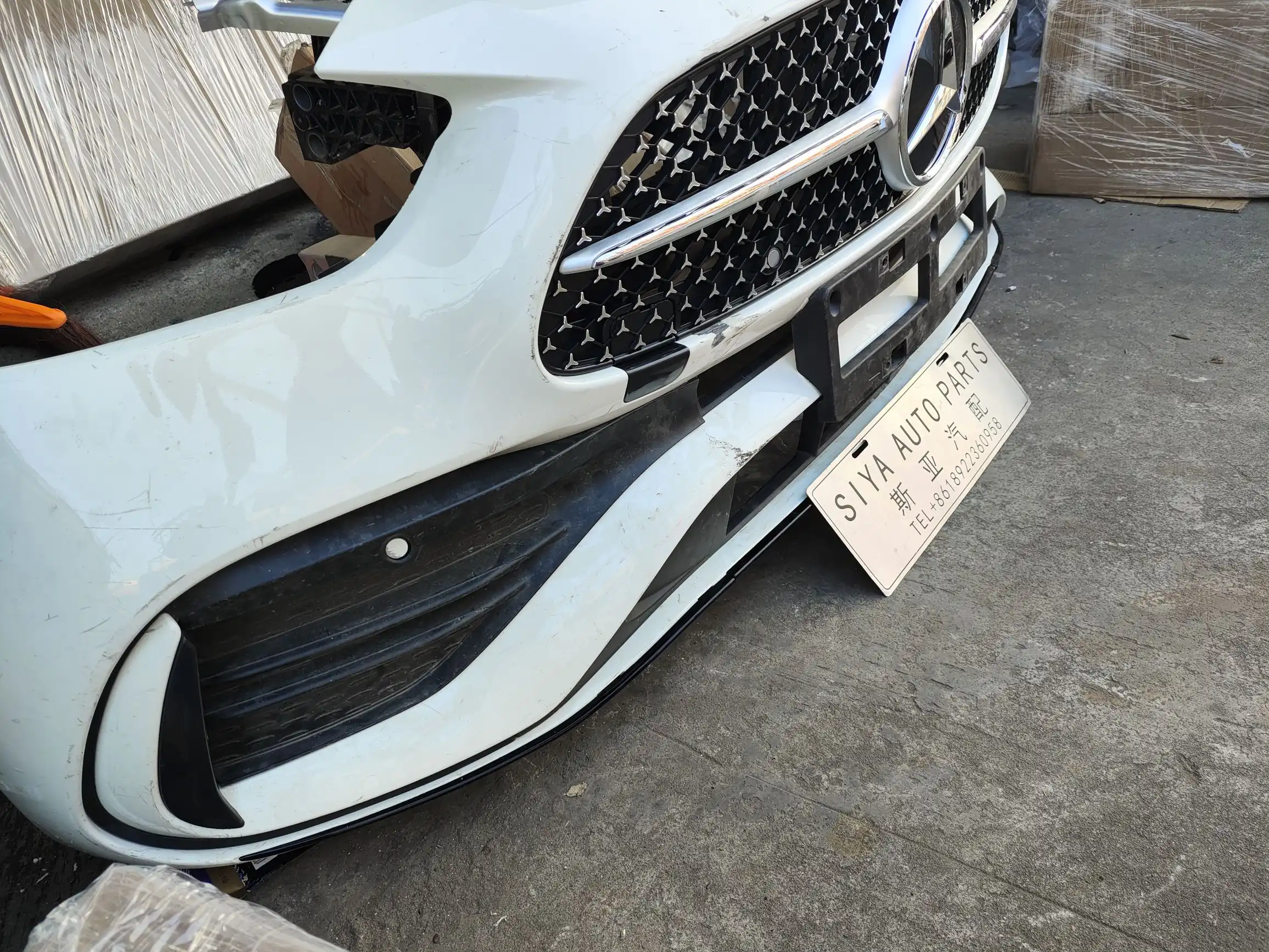 Mercedes benz W206 nose cut