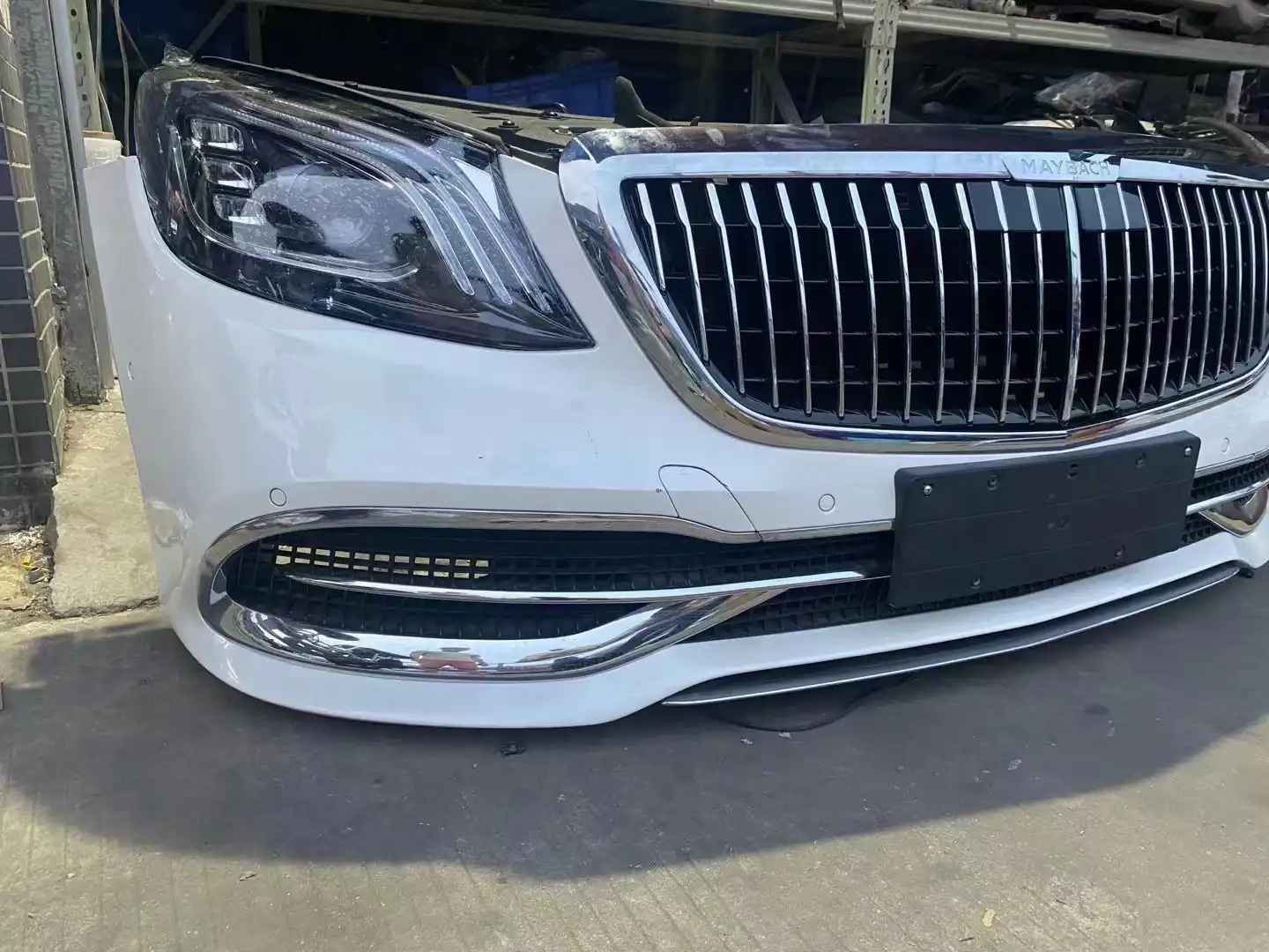 Mercedes benz W222 nose cut