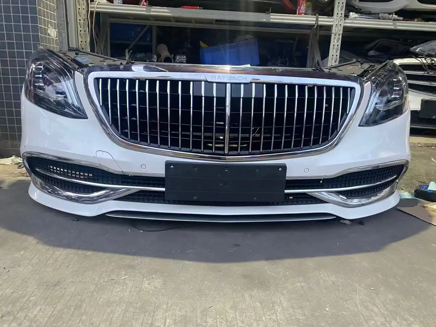 Mercedes benz W222 nose cut