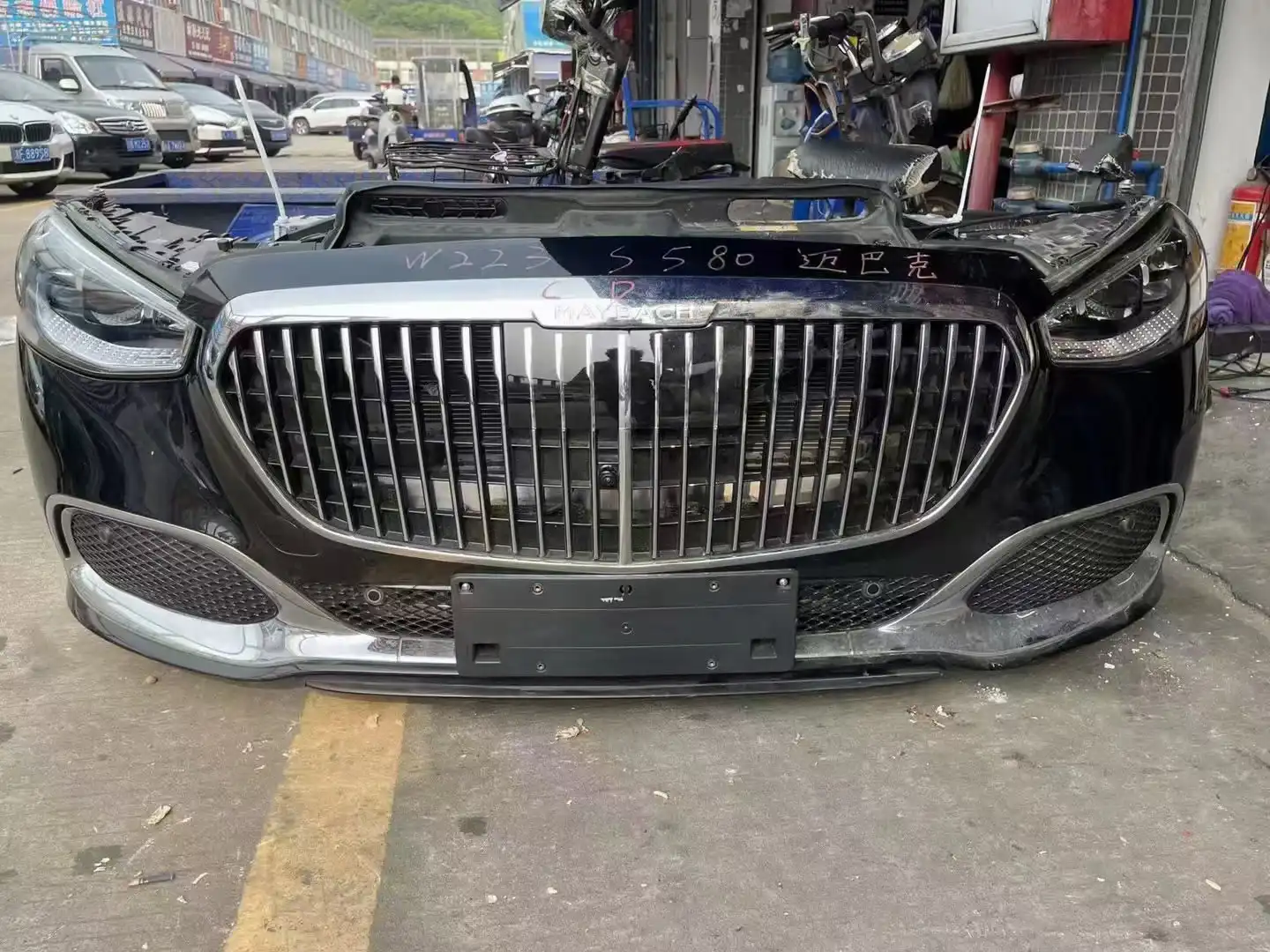 Mercedes benz W223 nose cut