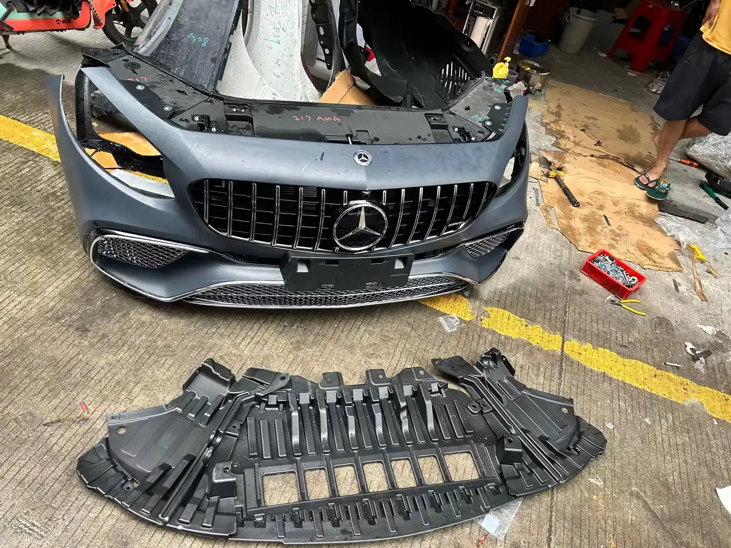 Mercedes benz S63 AMG W217 nose cut