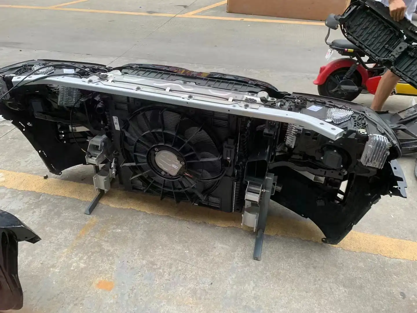 BMW G01 X3 nose cut