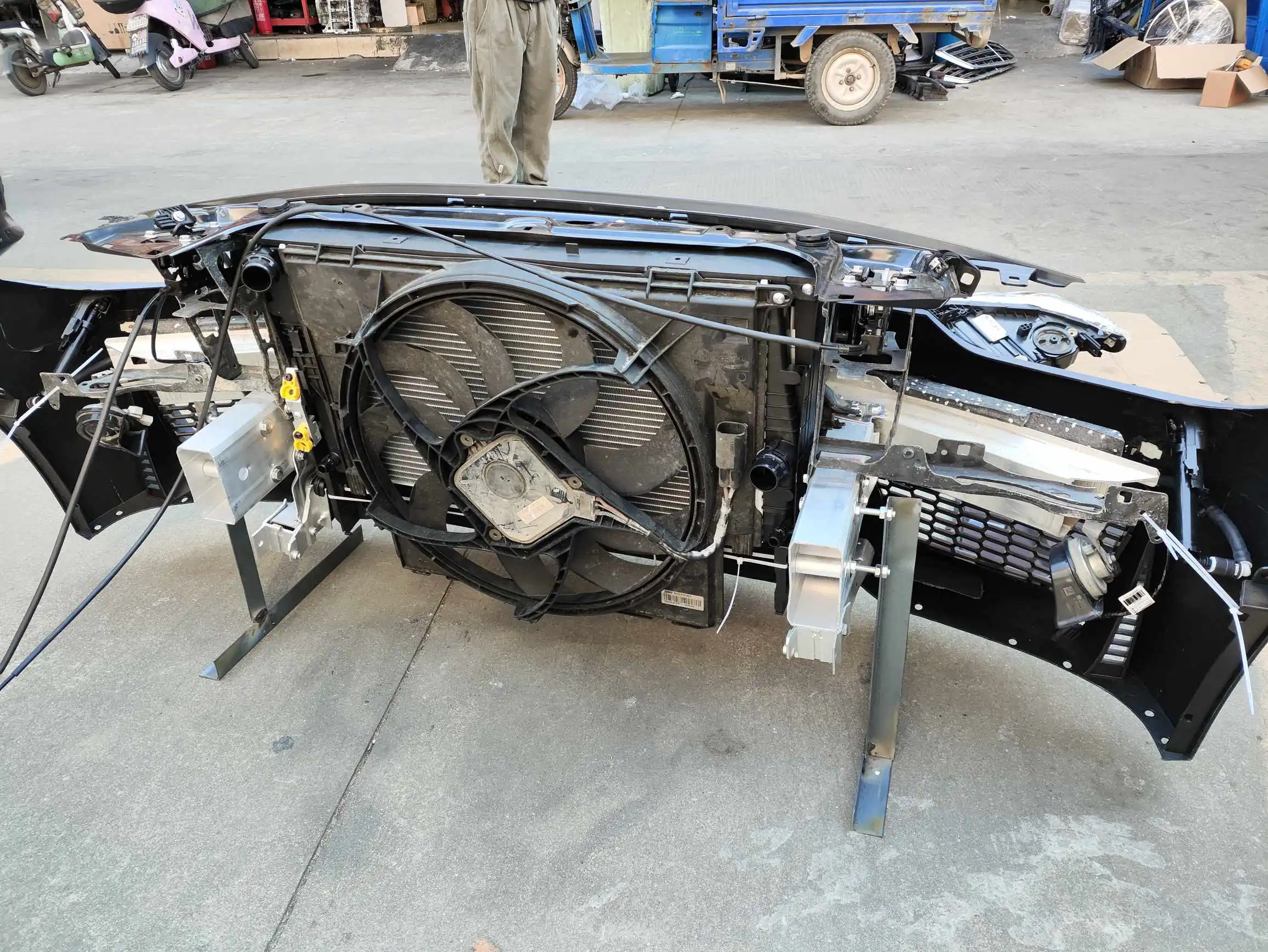 BMW F30 F35 nose cut