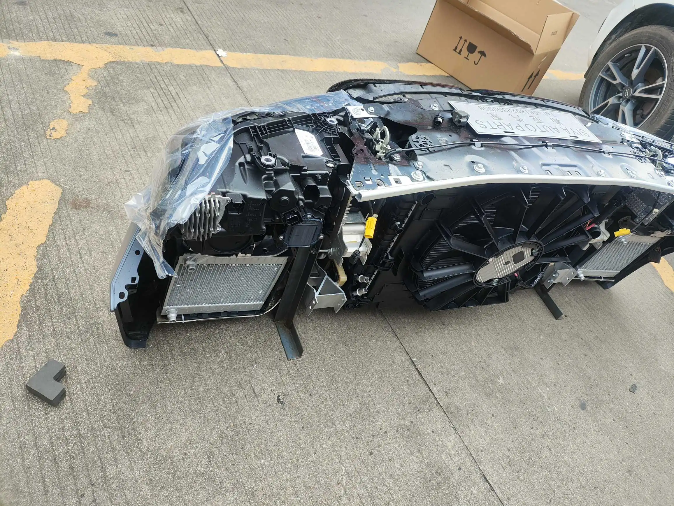 BMW M5 F90 nose cut