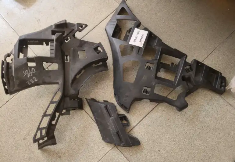 Base frame left and right bumpers